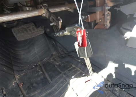 2004 Nissan Xterra Xe z USA, uszkodzony, nr VIN 5N1ED28YX4C649370